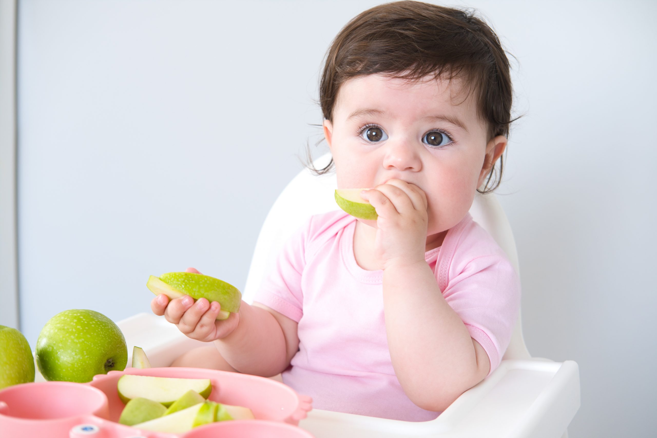 La découverte des textures est primordiale pendant la diversification alimentaire